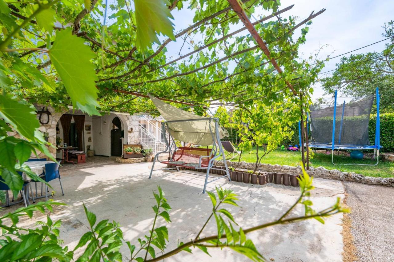Holiday House Ruba Marčana Exterior foto
